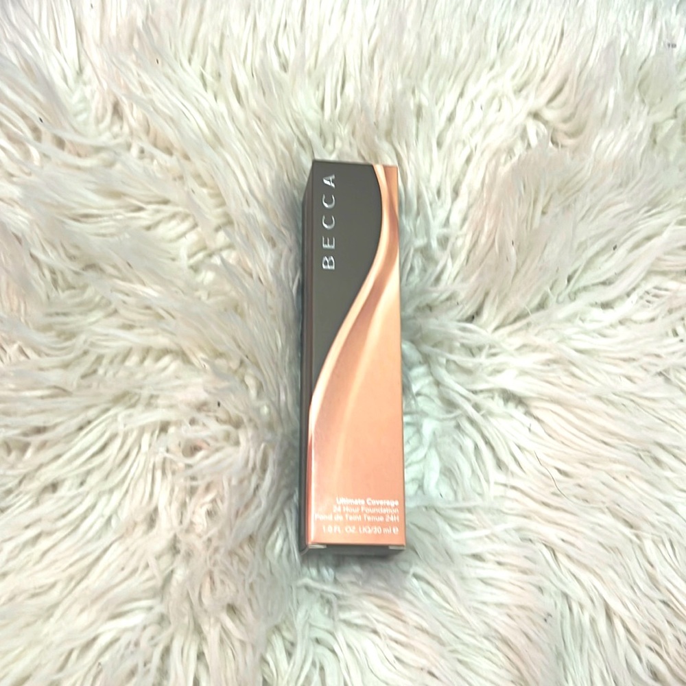 Brand New Ultimate Coverage Foundation Color TeaK